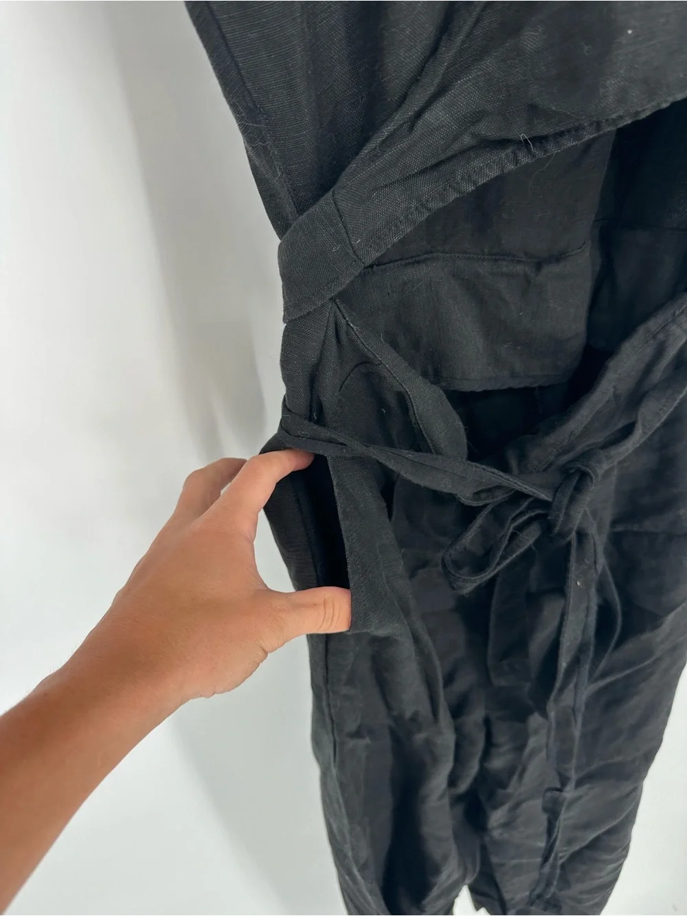 Aritzia Wilfred Brax Jumpsuit Black Size 8 Crop Linen Wrap Vacation Party Cutout